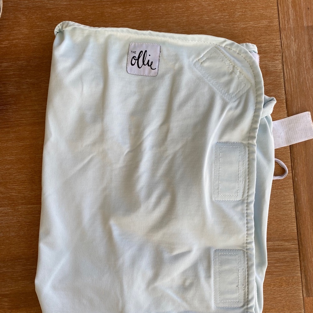 Ollie Swaddle - Aqua blue in good used condition